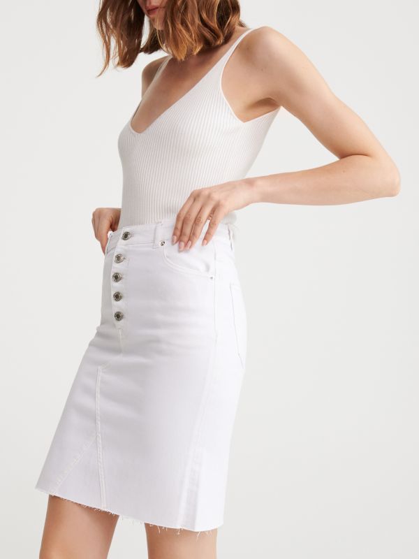 Ladies` skirt - white - XQ414-00J - RESERVED