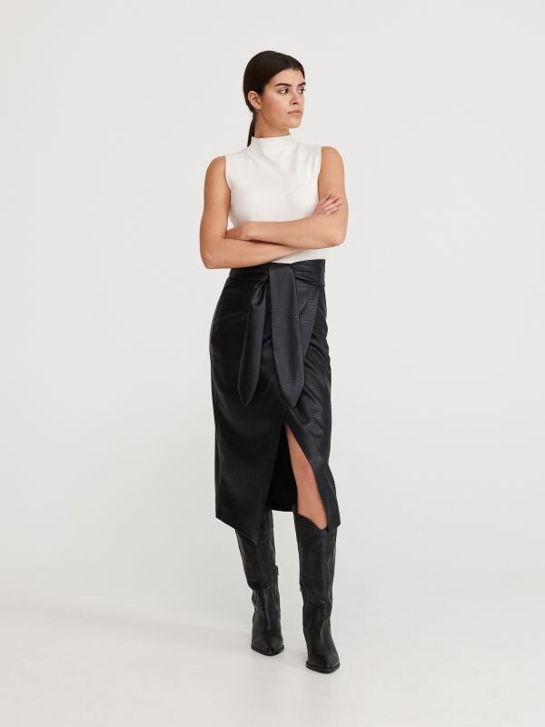 Faux leather midi skirt - black - YK076-99X - RESERVED