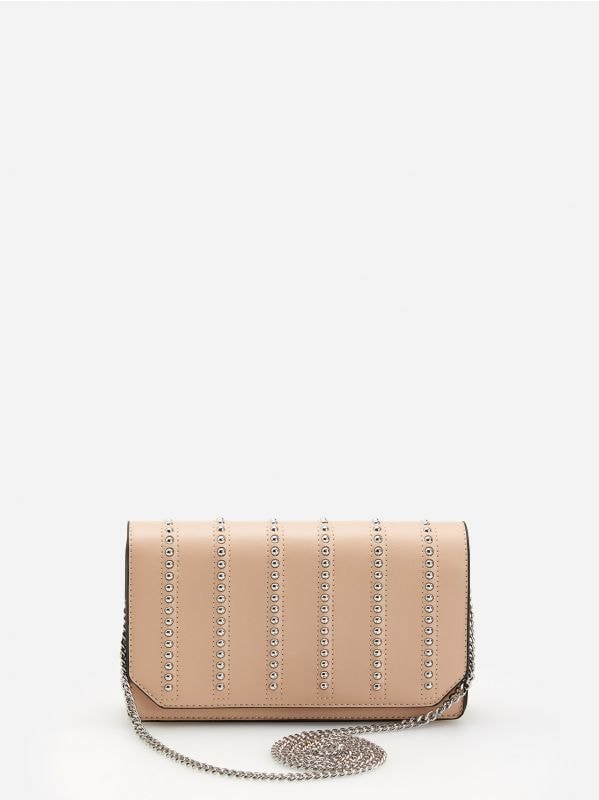 Handtasche mit Nagelbesatz - elfenbeinweiss - YN463-02X - RESERVED