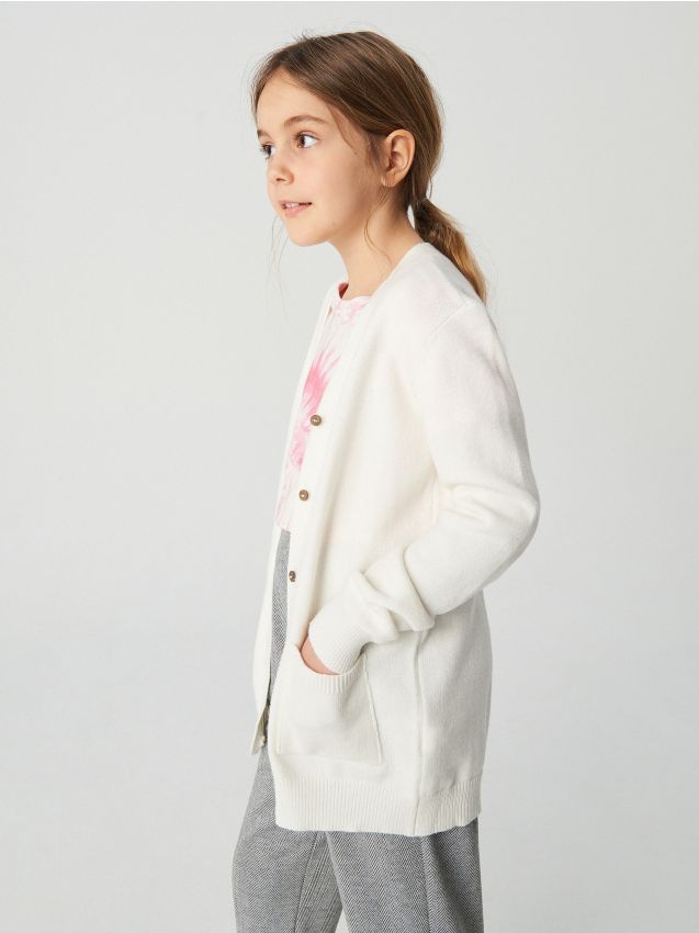 Buy online! Sweaters for girls RESERVED Buy online! Sweaters for girls RESERVED