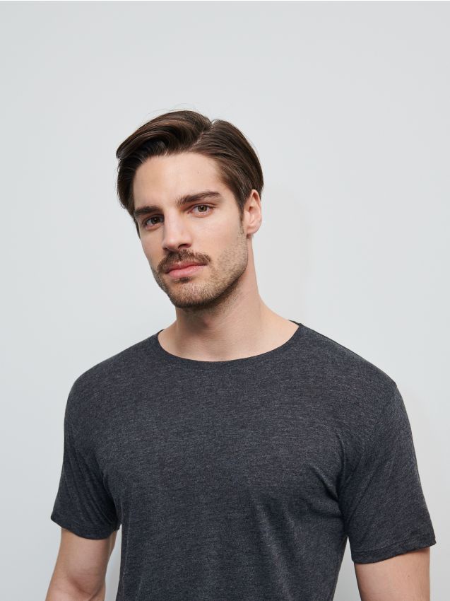 Gładki T-shirt basic - czarny - XK711-99M - RESERVED