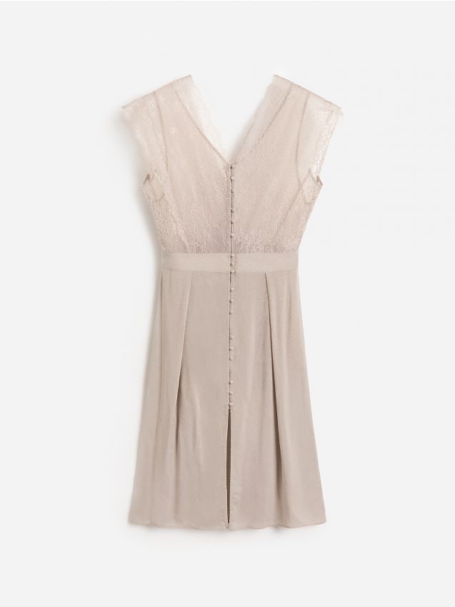 Lace chemise - beige - XV786-08X - RESERVED