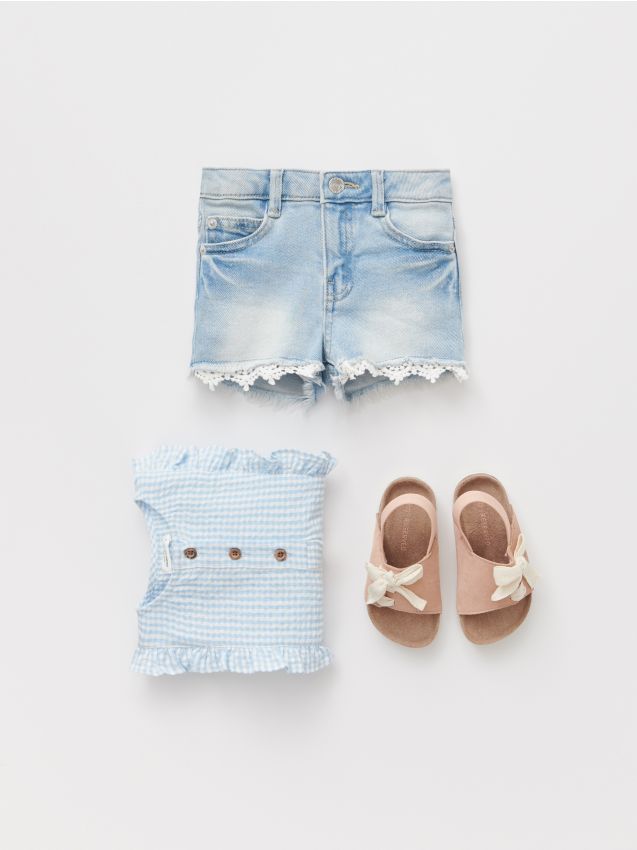 Denim shorts with lace - blue - XY891-50J - RESERVED