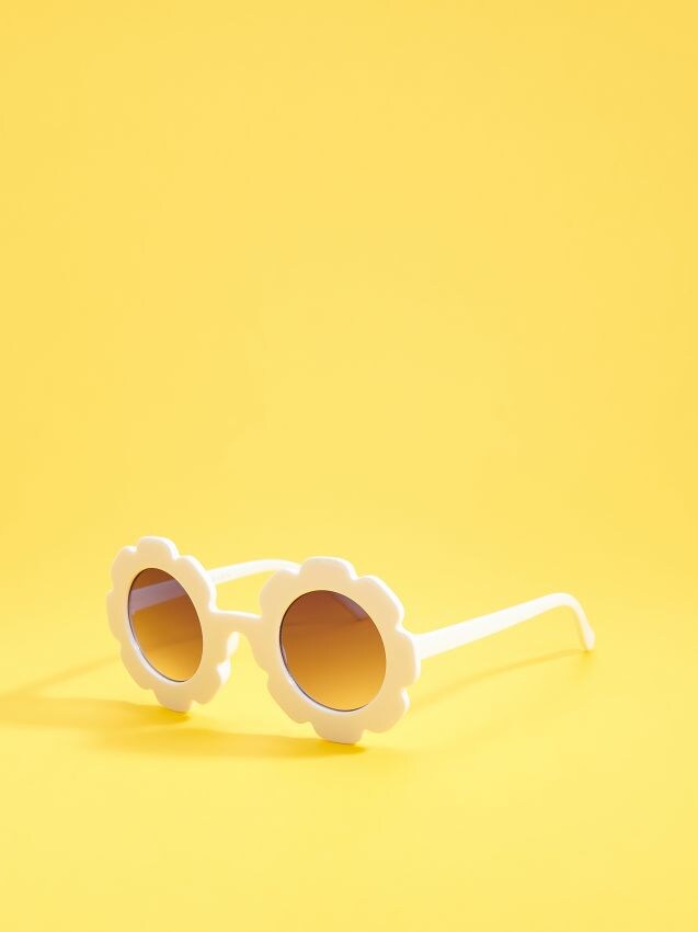 Sunglasses - white - YE823-00X - RESERVED