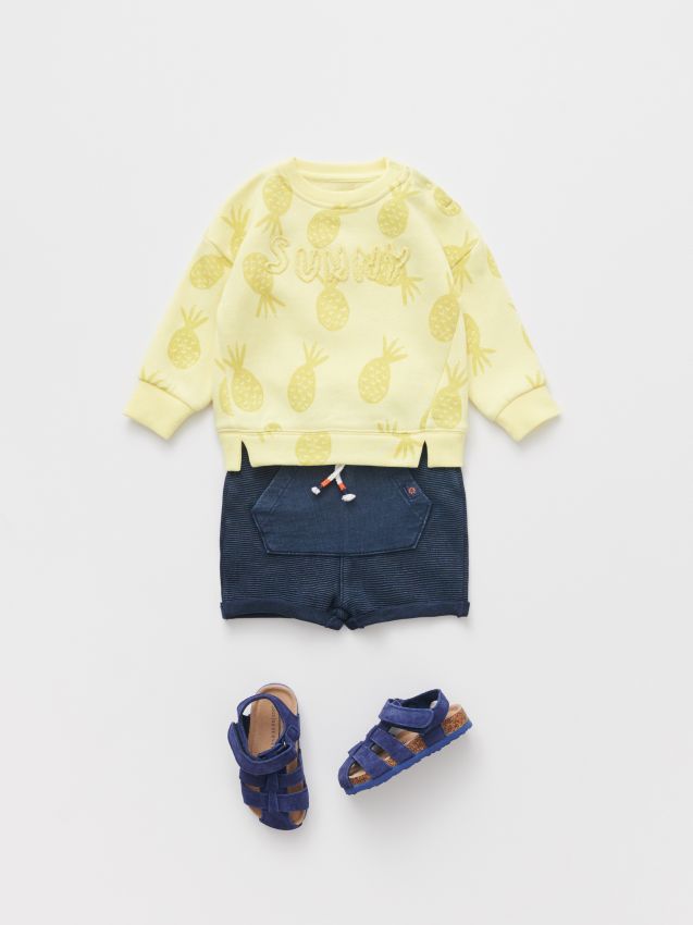 Tracksuit sweatshirt with appliqué - yellow - YH260-11X - RESERVED