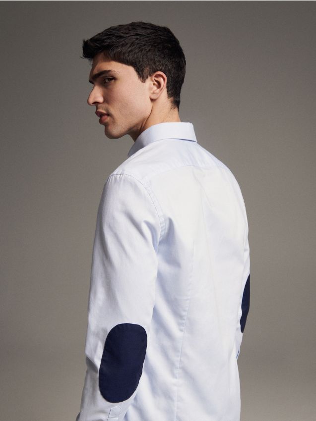 Slim fit košulja sa zakrpama na laktovima - bljedoplavo - RESERVED
